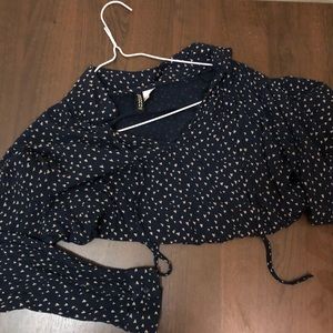 Forever21 top navy heart design blouse size 38
